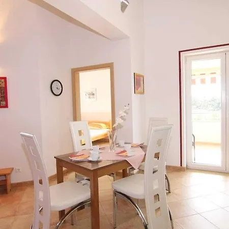 Holiday home In With Swimming Pool